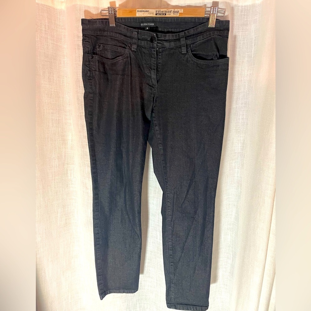 Eileen Fisher EUC size 8 Organic‎ Cotton Straight Leg Mid-Rise Black Jeans